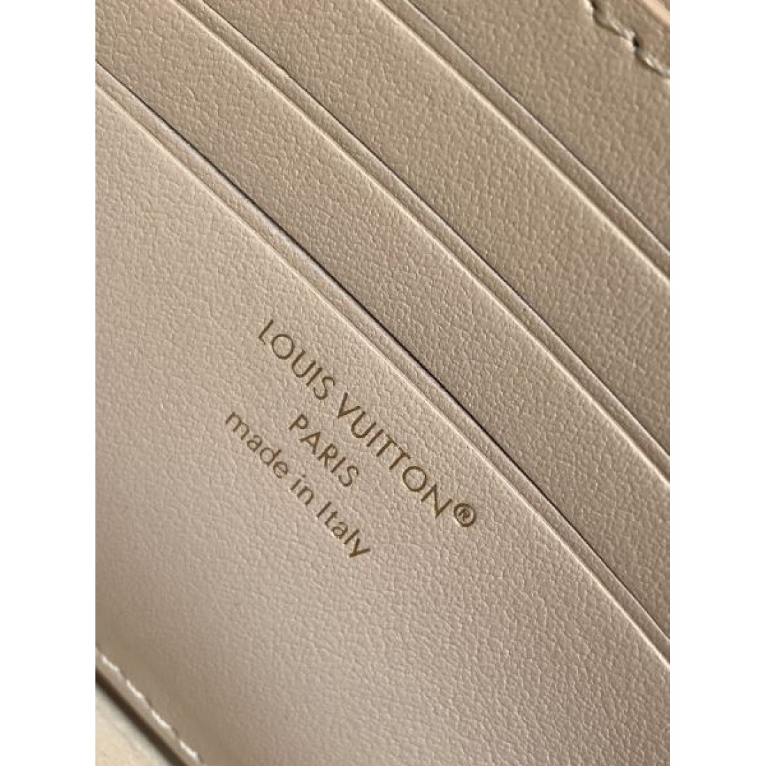  スマート 上品な 流麗 ルイヴィトン LOUIS VUITTON コピー ショルダーバッグ エレガント