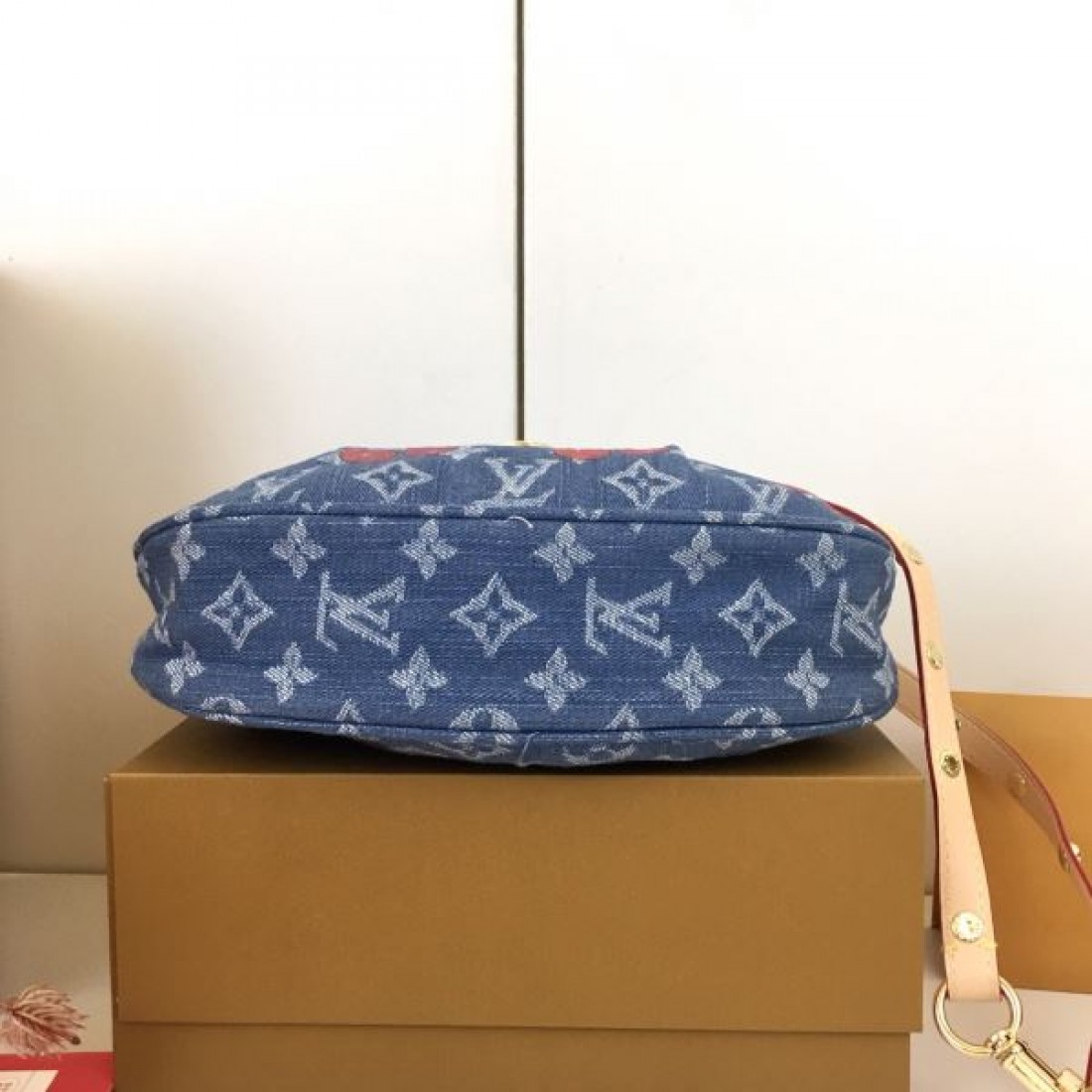 上質 ラグジュアリー 端正 ルイヴィトン LOUIS VUITTON コピー ショルダーバッグ 逸品