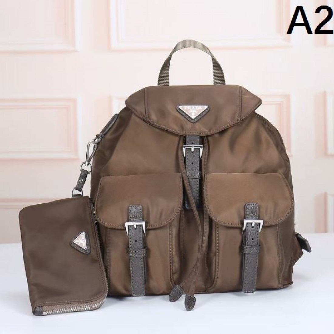 上質 エレガント プラダ PRADA コピー バックパック 洗練 モダン