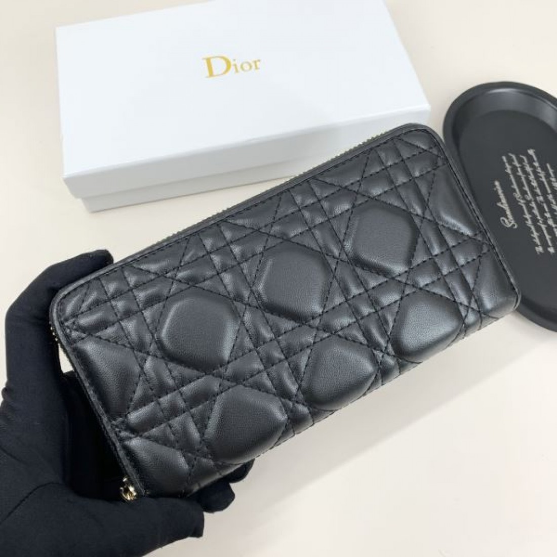  ラグジュアリー モダン DIOR ディオール コピー 長財布 大人っぽい 落ち着き