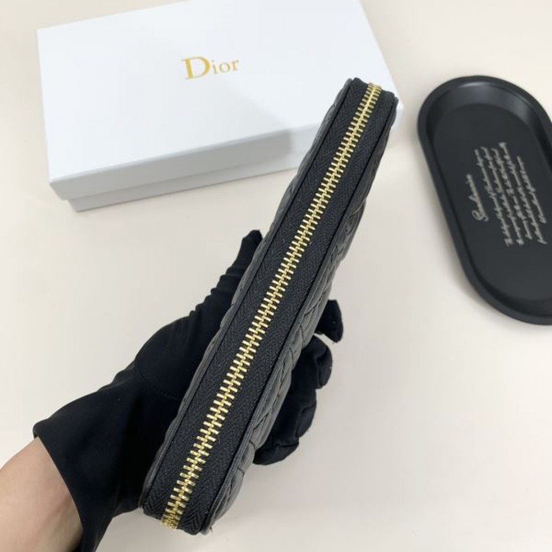  ラグジュアリー モダン DIOR ディオール コピー 長財布 大人っぽい 落ち着き