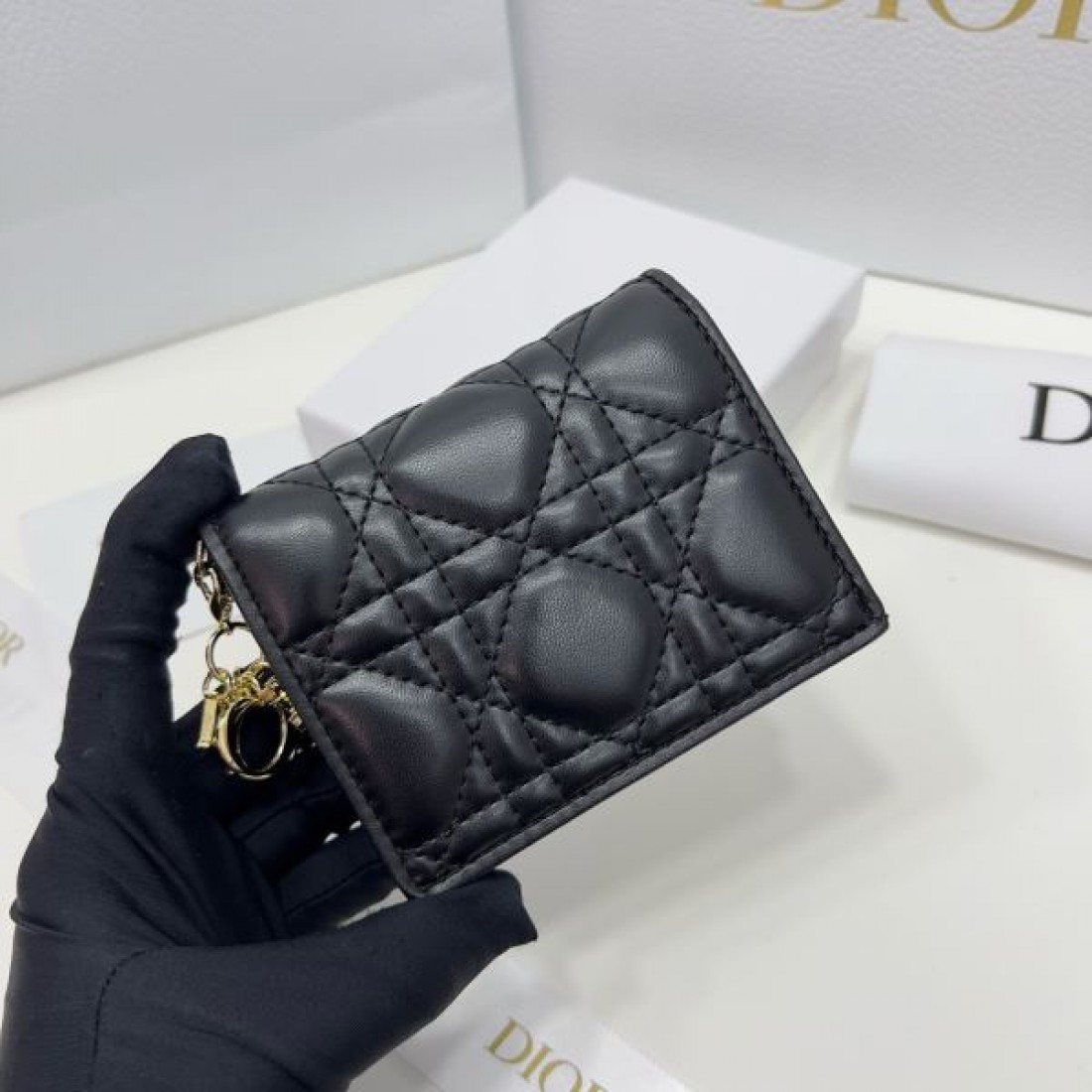  シンプル 高級 DIOR ディオール スーパーコピー 財布 洗練 上質