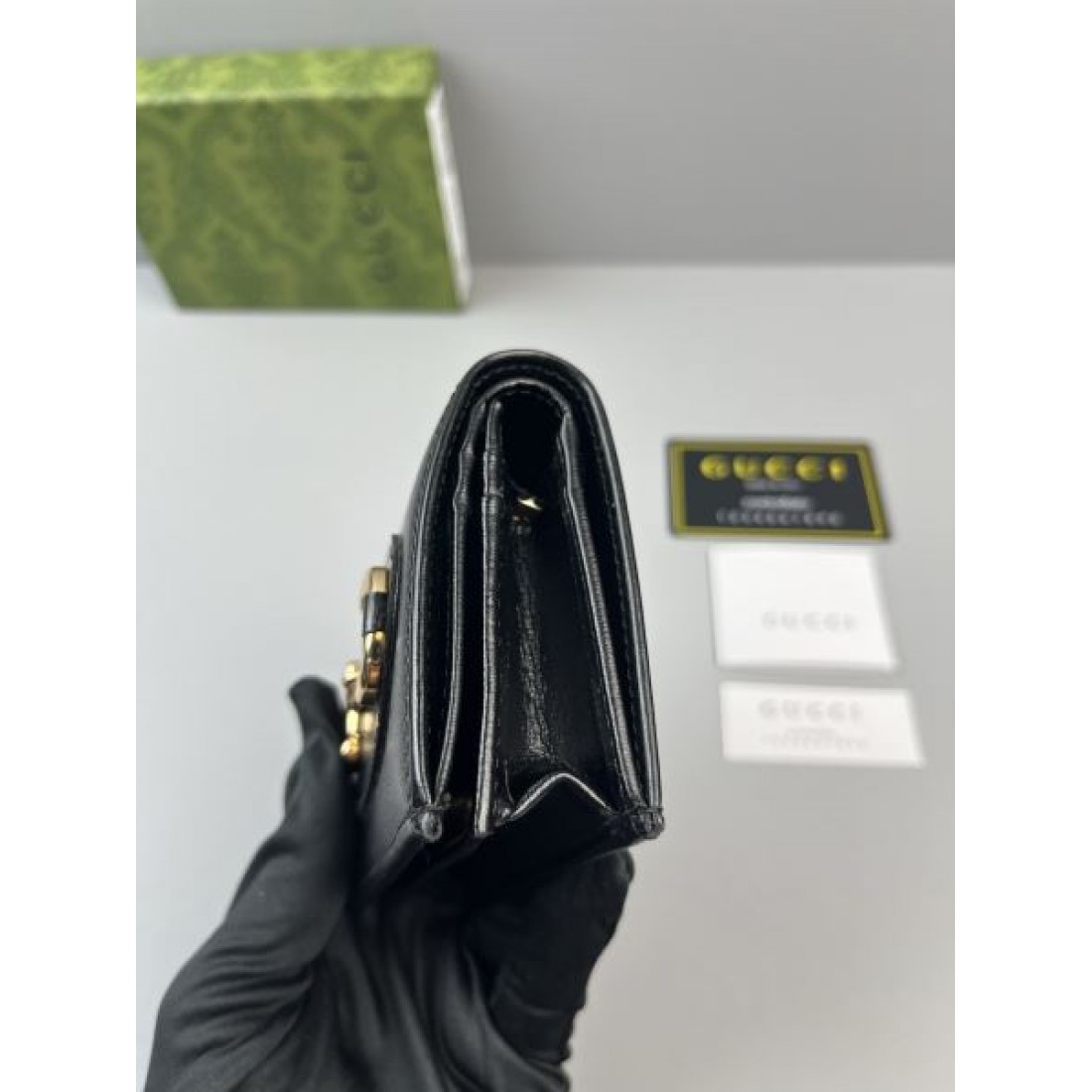 高級感 モダン GUCCI グッチスーパーコピー  財布 スタイリッシュ 上品