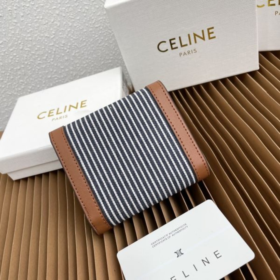 落ち着いた 上質 CELINE セリーヌ コピー 財布 エレガント 定番
