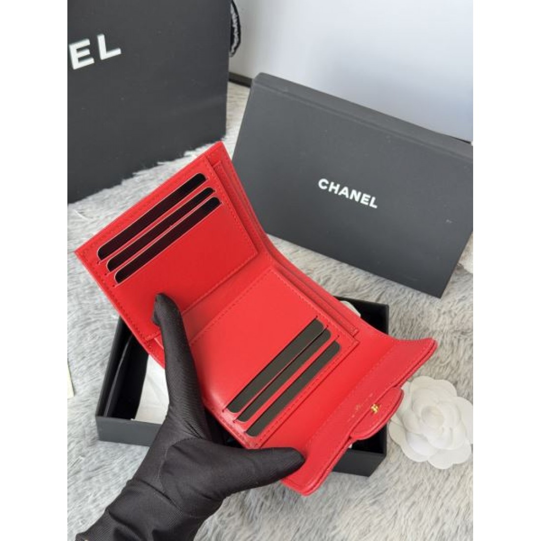 エレガント 上品 CHANEL シャネル コピー 財布 高級感 憧れ