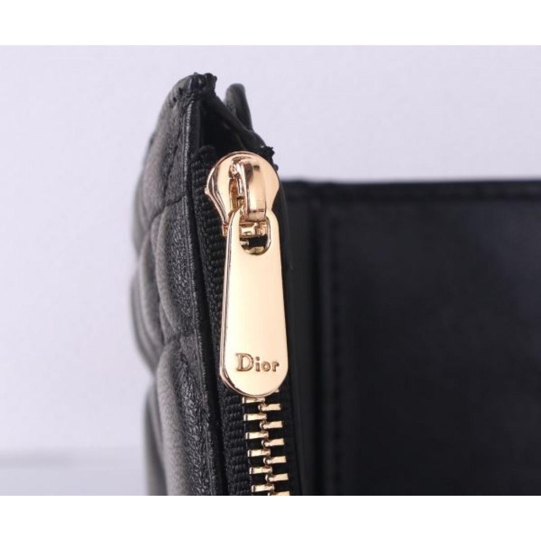  高級感 シンプル DIOR ディオール コピー 財布 洗練 使いやすい