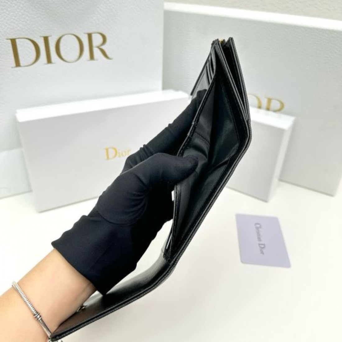ラグジュアリー 上質 DIOR ディオール コピー 財布 エレガント 定番