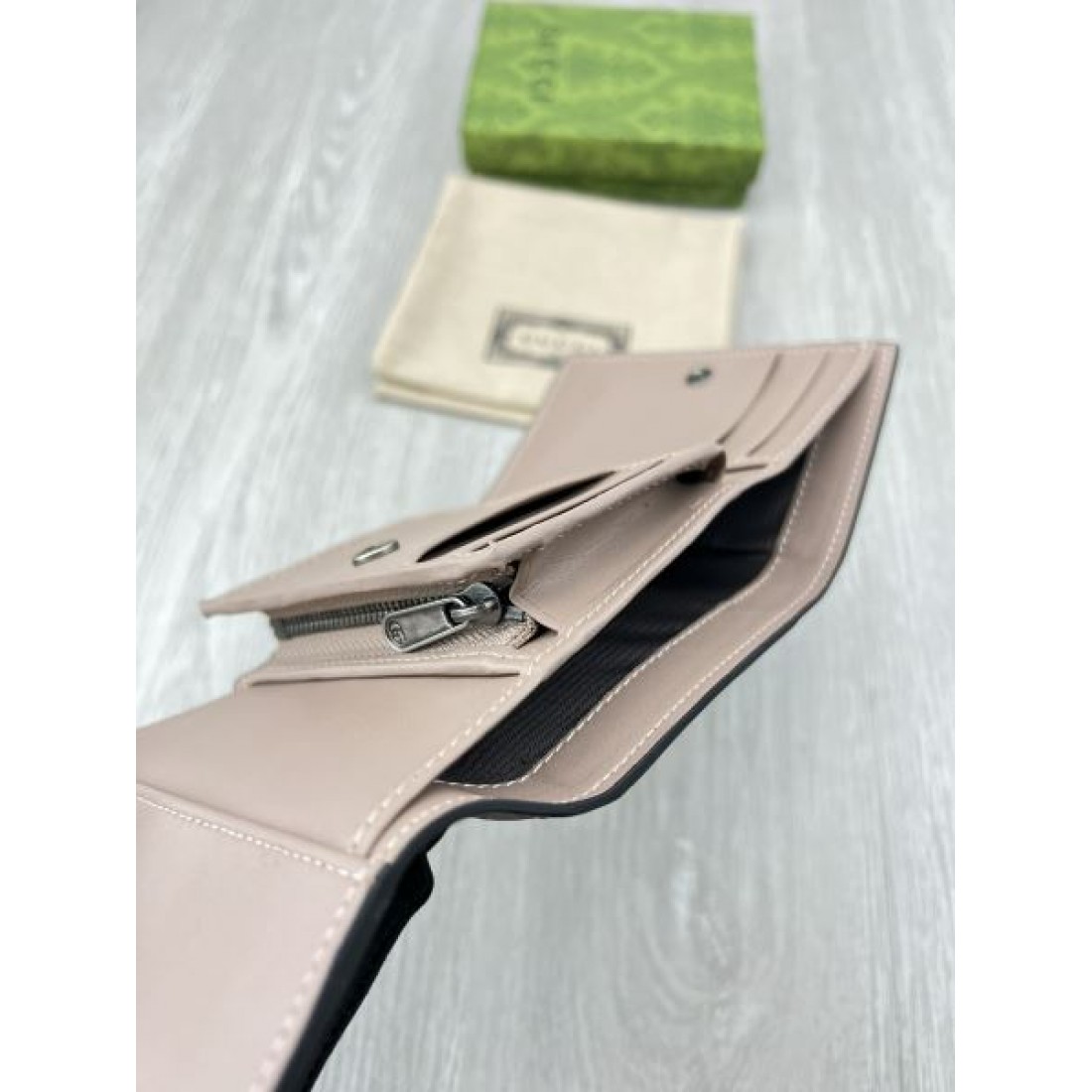 洗練 モダン GUCCI グッチ コピー 財布 上品 大人向け