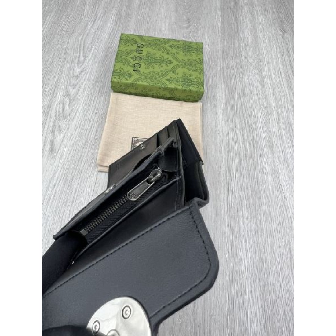 スタイリッシュ 上質 GUCCI グッチ コピー 財布 高級 クラシック