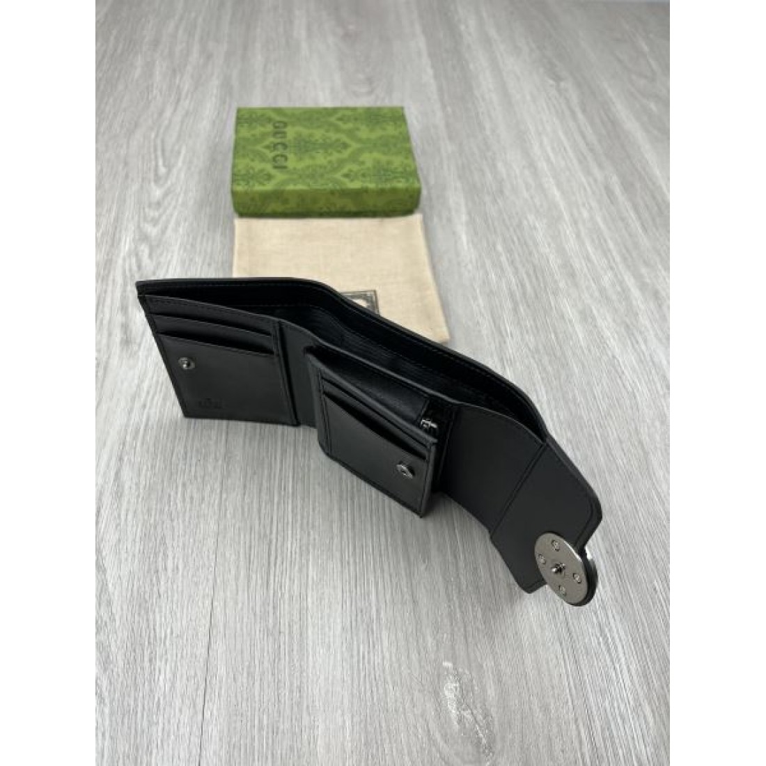 スタイリッシュ 上質 GUCCI グッチ コピー 財布 高級 クラシック