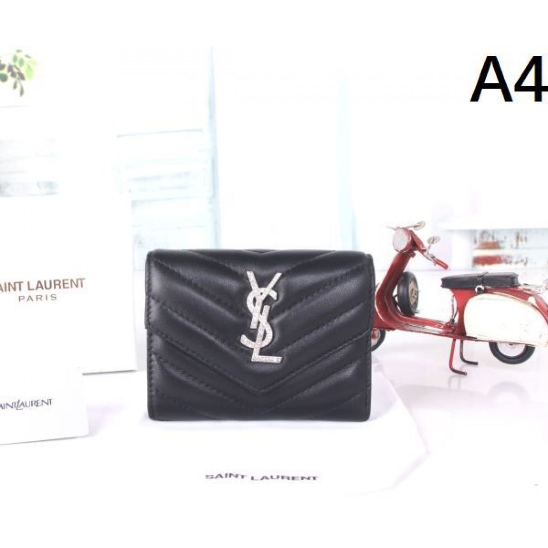 上品 高級感 YSL イヴサンローラン コピー 財布 洗練 エレガント