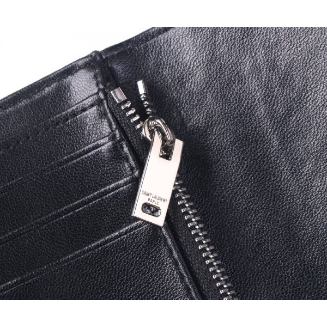 上品 高級感 YSL イヴサンローラン コピー 財布 洗練 エレガント