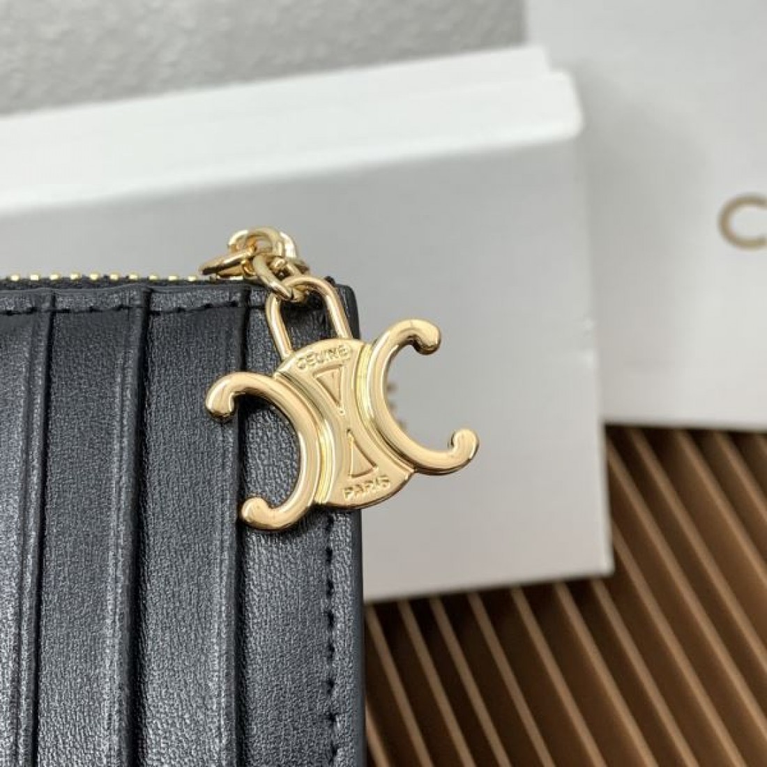  洗練 クール CELINE セリーヌ コピー カードケース 高級 シック