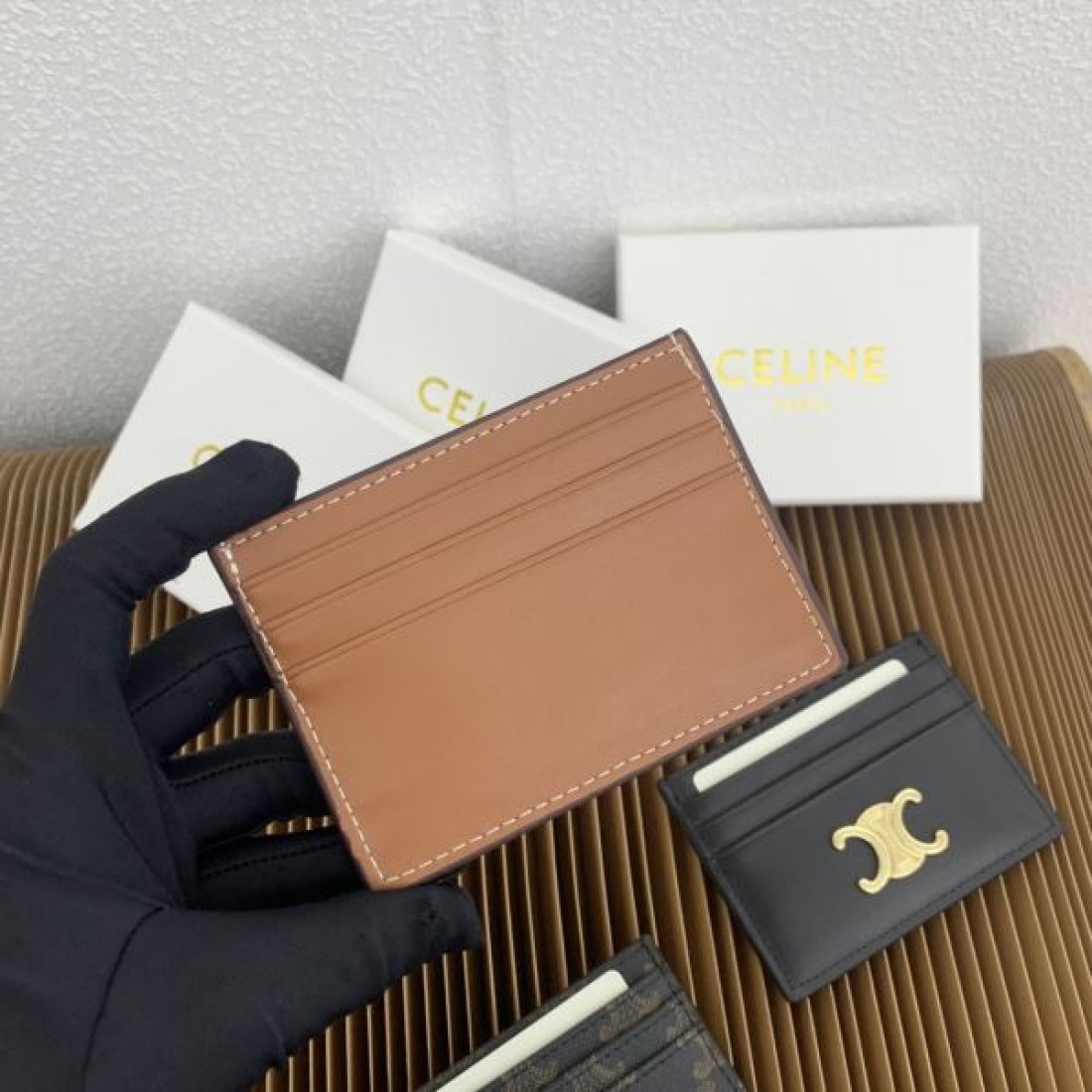 可憐 モダン CELINE セリーヌ コピー カードケース エレガント 上質