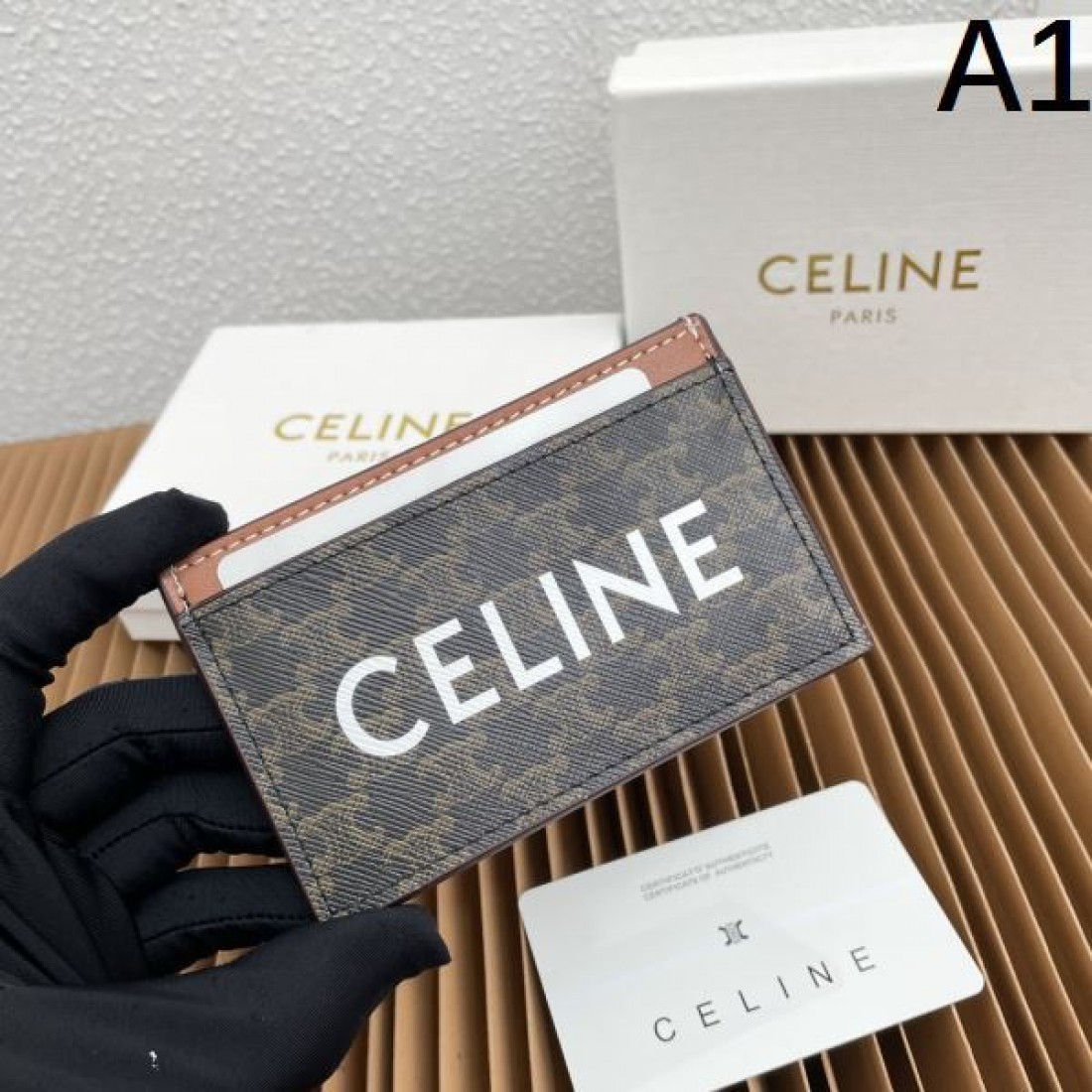 スタイリッシュ 上質感 CELINE セリーヌ コピー カードケース シンプル 上品