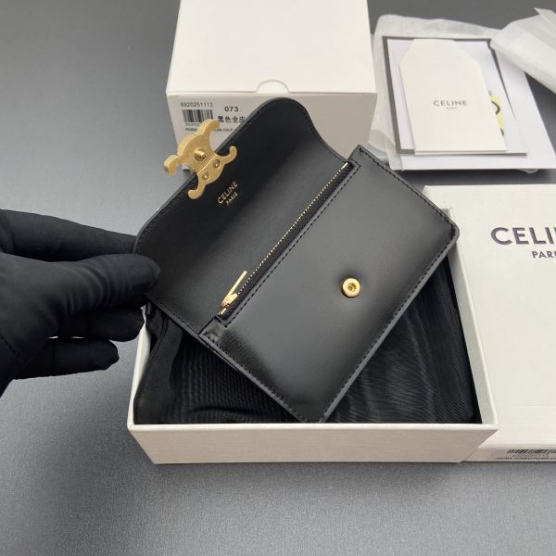 スタイリッシュ 上質 CELINE セリーヌ コピー カードケース 清潔感 シック
