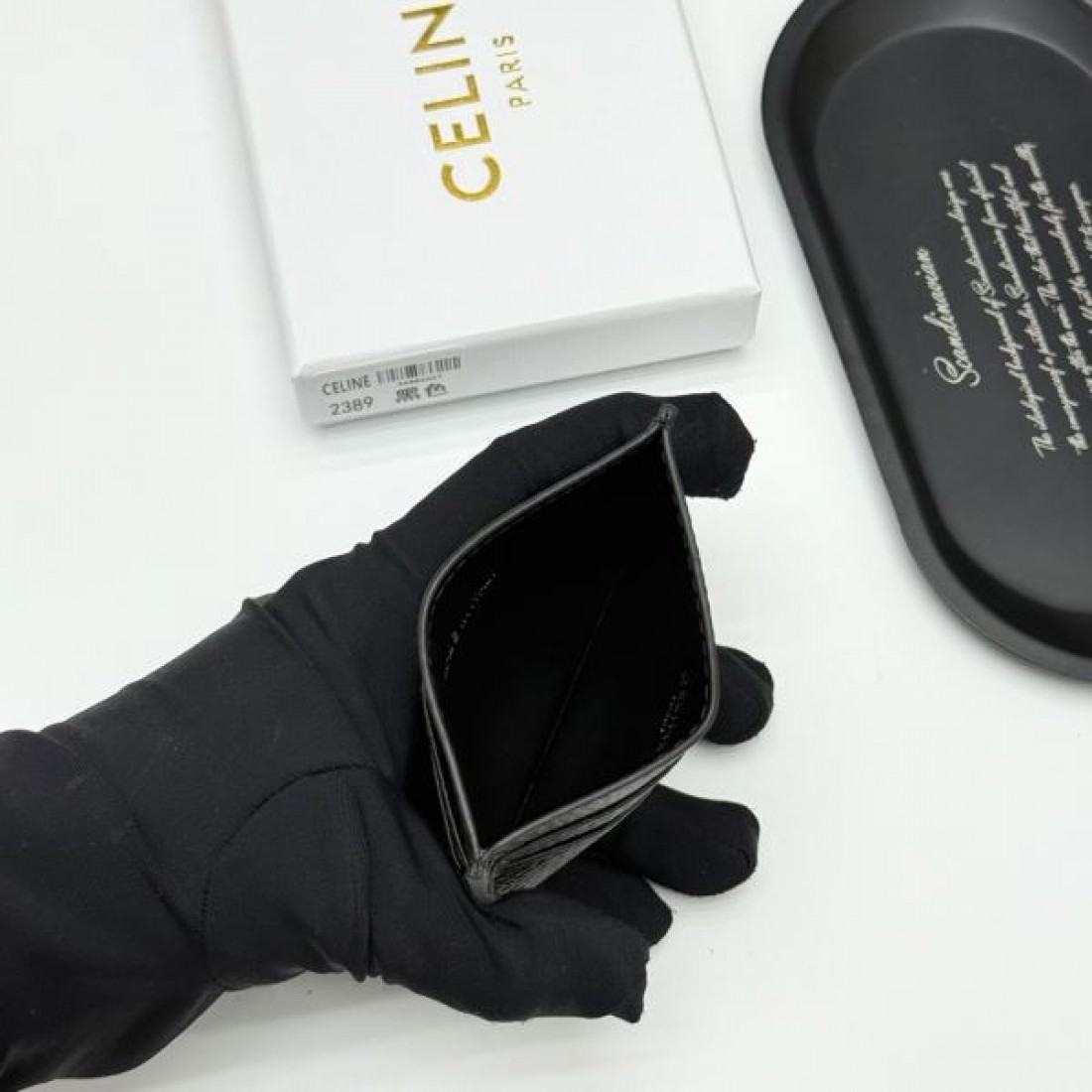 シンプル 上品 CELINE セリーヌ コピー カードケース 端正な 洗練