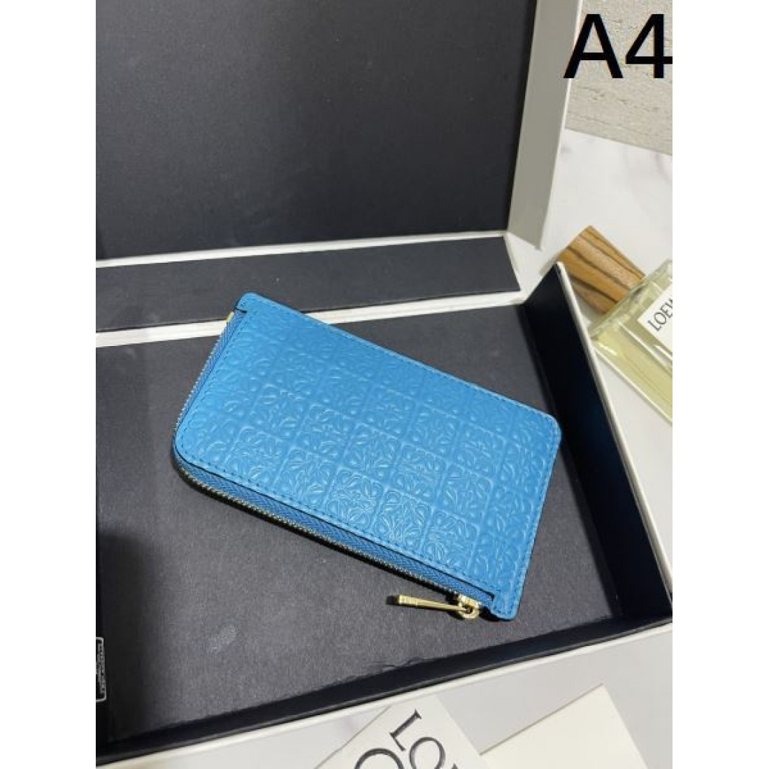 エレガント 上品 LOEWE ロエベ コピー カードケース 洗練 クラシック