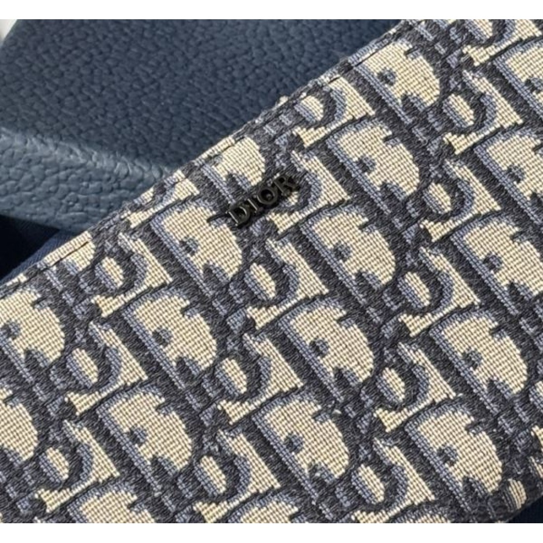 オブリークラウンドファスナー長財布 ジャカードデザイン DIOR ディオール コピー 長財布 収納力充実 エレガントウォレット 人気モデル