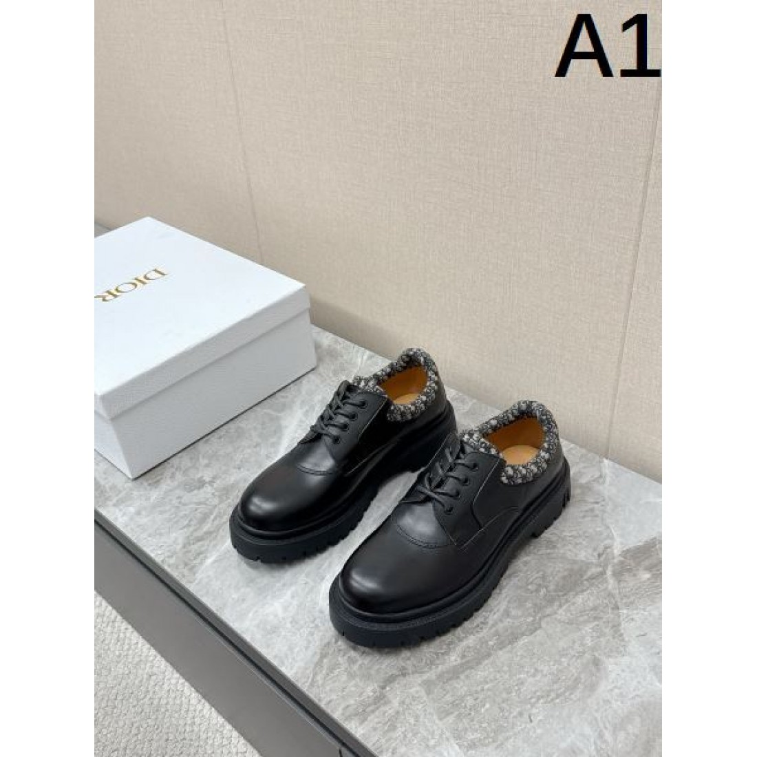 ヴィンテージ 高級感 DIOR ディオール コピー レースアップシューズ ダークブラウン×ブラック配色 グラデーション加工 厚底設計 クッション性良好 通勤スタイル