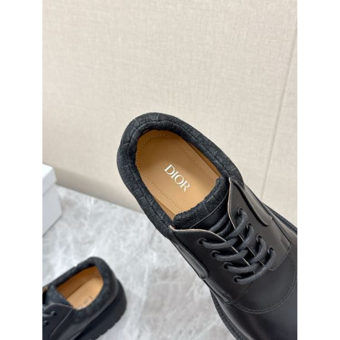 ヴィンテージ 高級感 DIOR ディオール コピー レースアップシューズ ダークブラウン×ブラック配色 グラデーション加工 厚底設計 クッション性良好 通勤スタイル