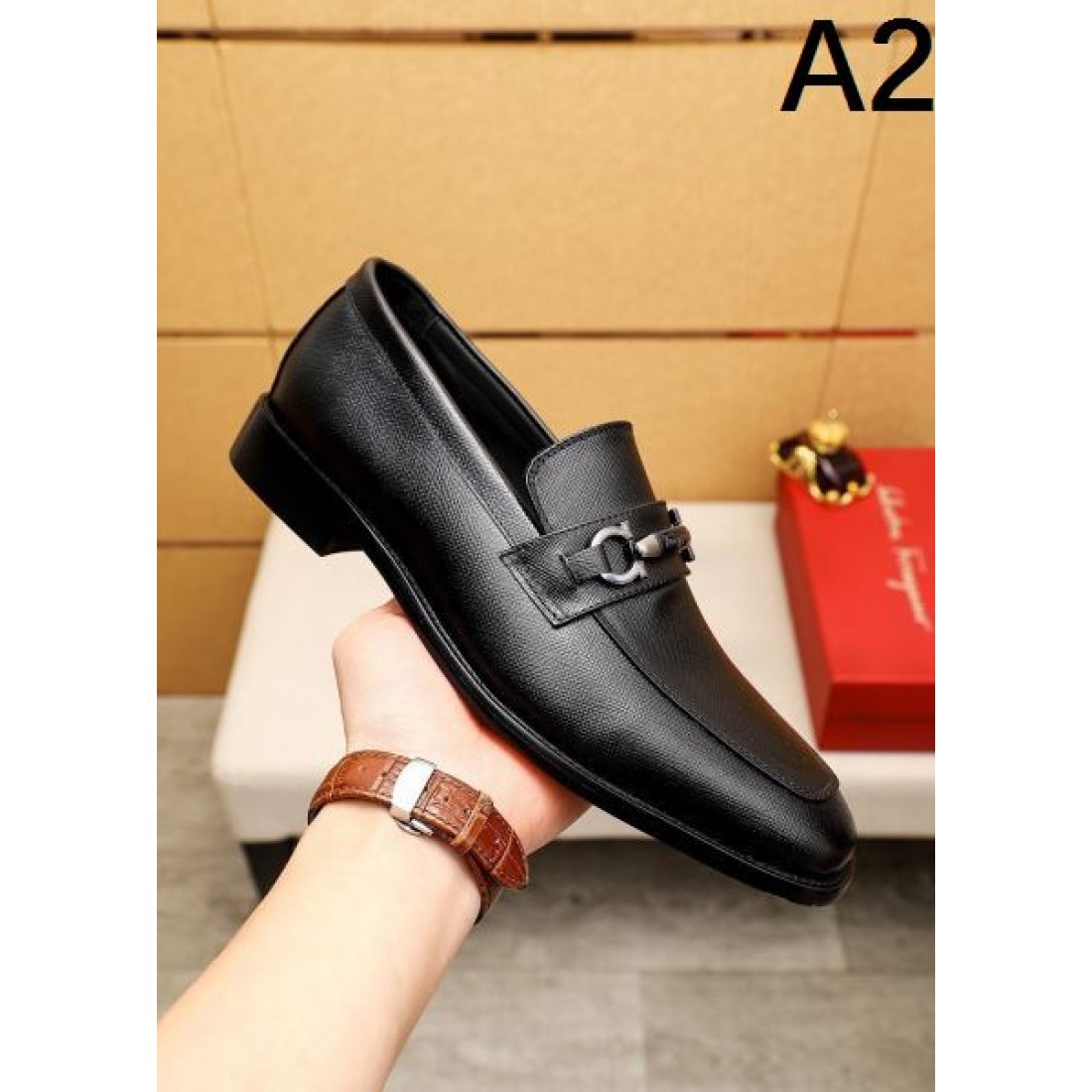 ホースビットモチーフ ローファー スリッポン Salvatore Ferragamo サルヴァトーレフェラガモ コピー ビジネスシューズ