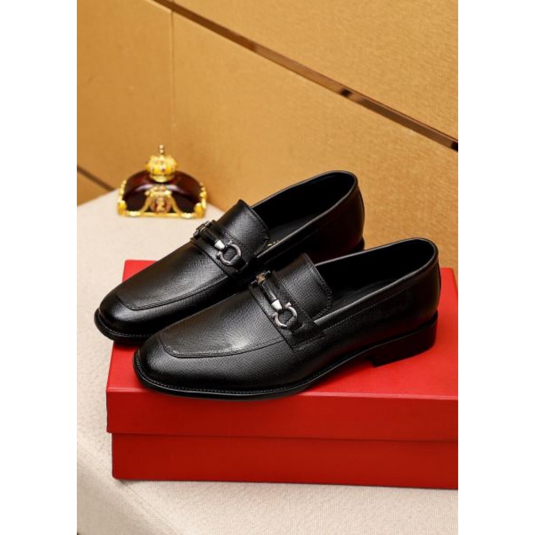 ホースビットモチーフ ローファー スリッポン Salvatore Ferragamo サルヴァトーレフェラガモ コピー ビジネスシューズ