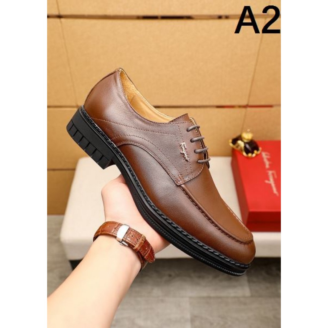 プレーントゥ レースアップ レザー調 ドレスシューズ Salvatore Ferragamo サルヴァトーレフェラガモ コピー ビジネスシューズ