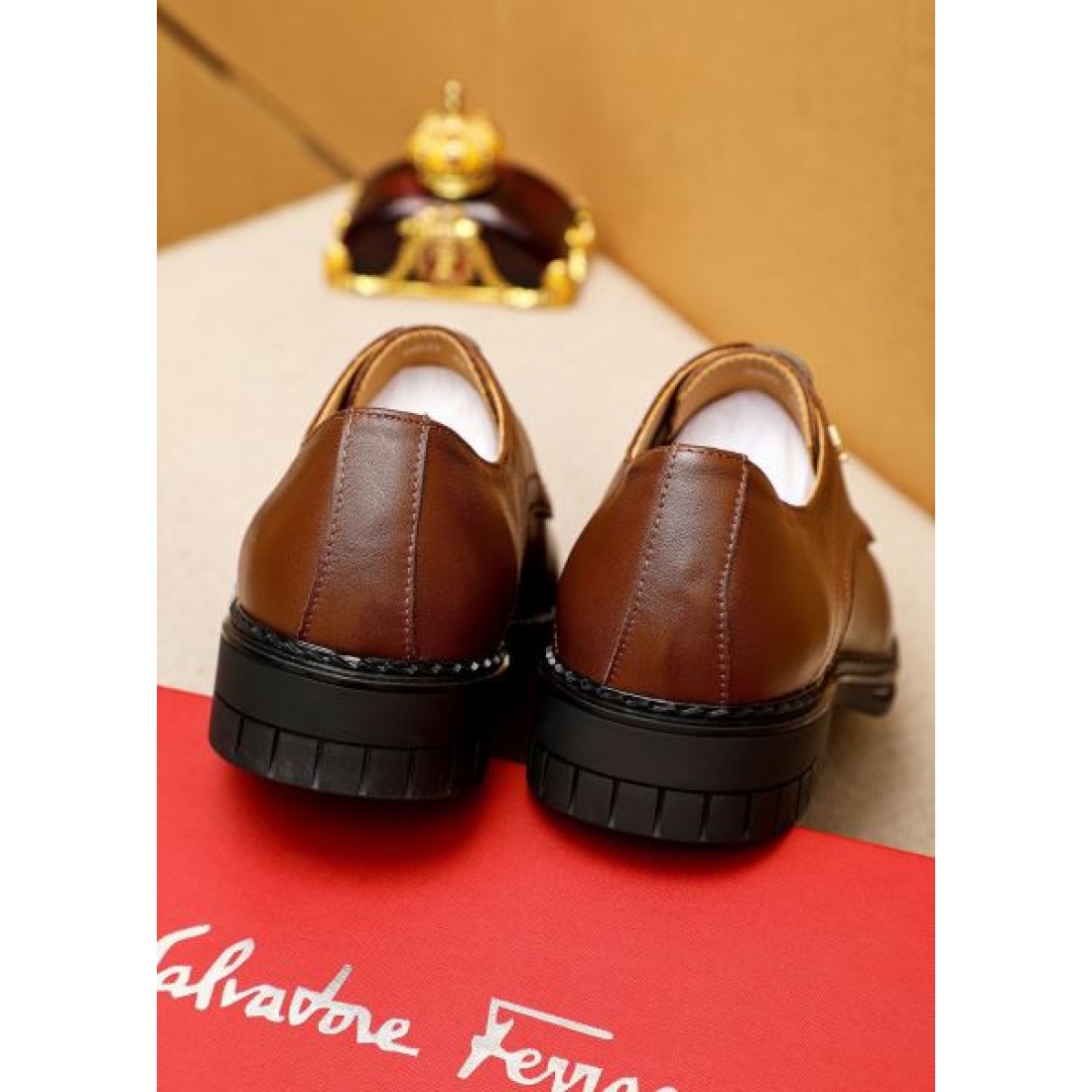 プレーントゥ レースアップ レザー調 ドレスシューズ Salvatore Ferragamo サルヴァトーレフェラガモ コピー ビジネスシューズ