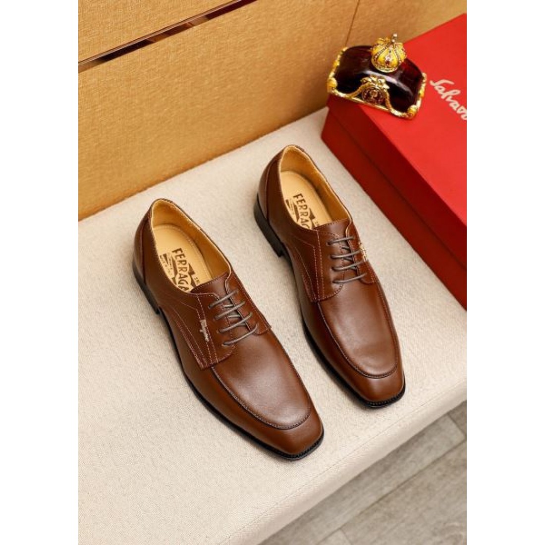 ブラック ステッチライン FERRAGAMO フェラガモ コピー ビジネスシューズ クラシックフォルム