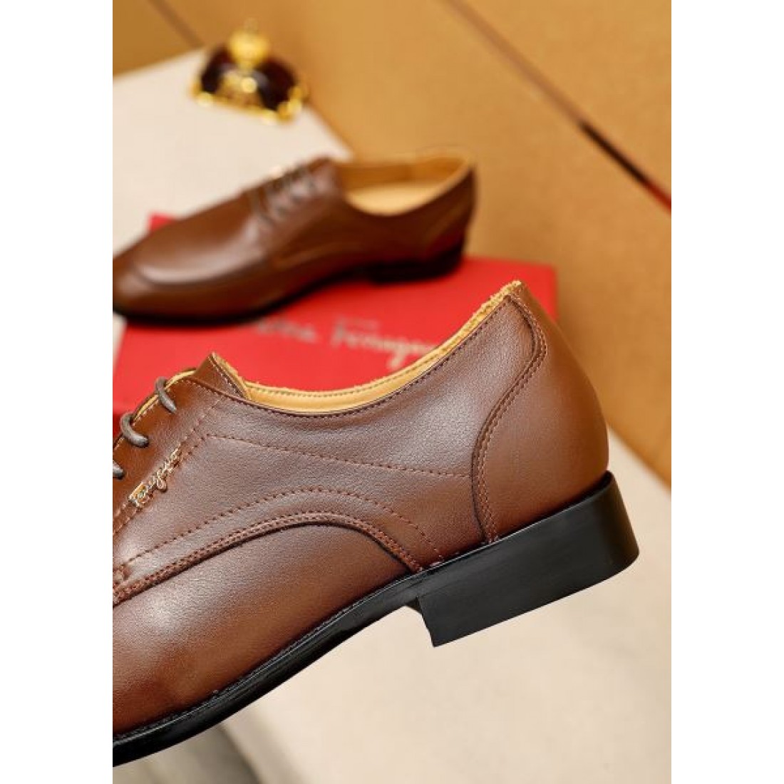 ブラック ステッチライン FERRAGAMO フェラガモ コピー ビジネスシューズ クラシックフォルム