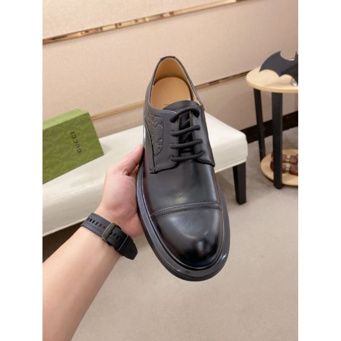 GGパターン キャップトゥ GUCCI グッチ コピー ダービーシューズ 厚底ソール モダンクラシック 存在感抜群