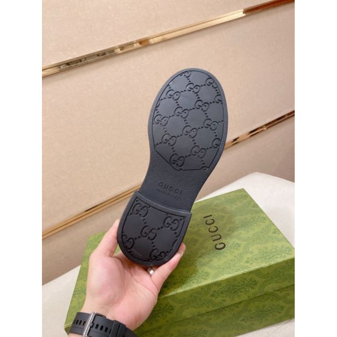 GGパターン キャップトゥ GUCCI グッチ コピー ダービーシューズ 厚底ソール モダンクラシック 存在感抜群