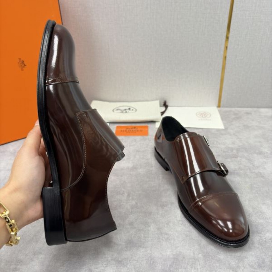 ダブルモンクストラップシューズ キャップトゥ HERMÈS エルメス コピー シューズ クラシックドレス 洗練フォルム 紳士スタイル
