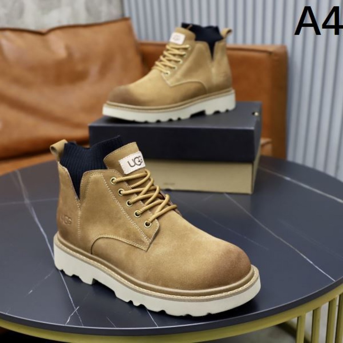 UGG アグ コピー ワークブーツ キャメルブラウン スエード素材 厚底ラバーソール レースアップデザイン 防滑仕様 秋冬アウトドア