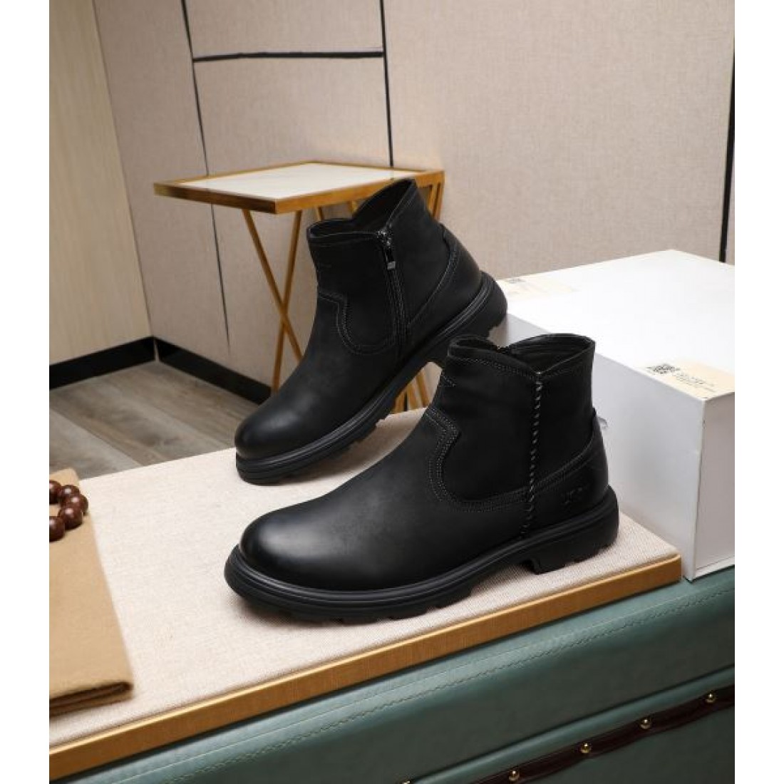 メンズ 本革調 防滑 ソフトレザー ショートブーツ UGG アグ コピー ブーツ クッション性 保温性 カジュアルシューズ