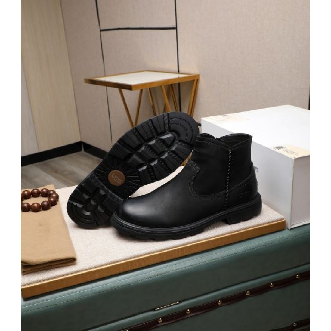 メンズ 本革調 防滑 ソフトレザー ショートブーツ UGG アグ コピー ブーツ クッション性 保温性 カジュアルシューズ