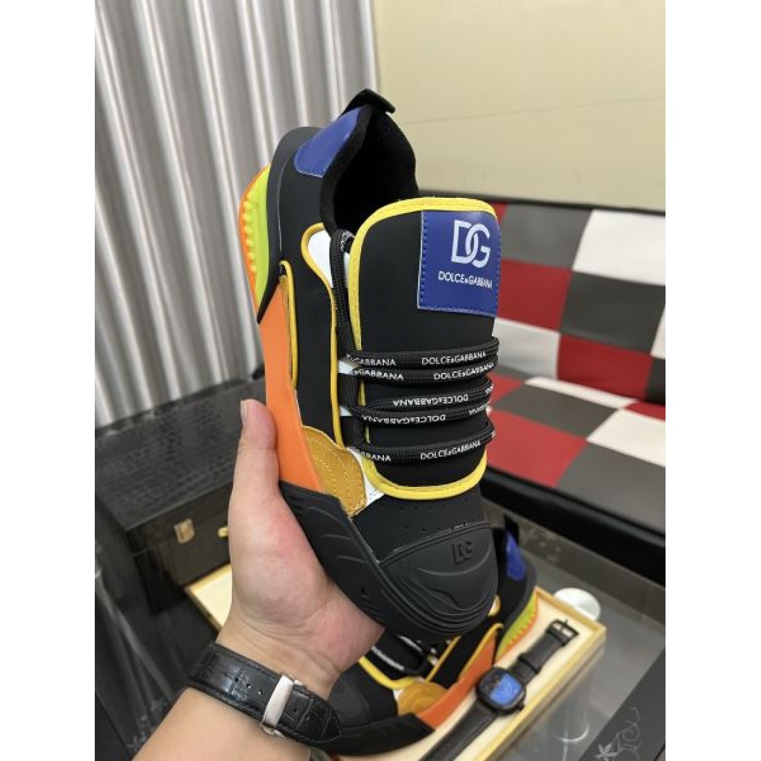  DOLCE&GABBANA ドルチェ＆ガッバーナ コピー カジュアルシューズ 派手 おしゃれ 主役級