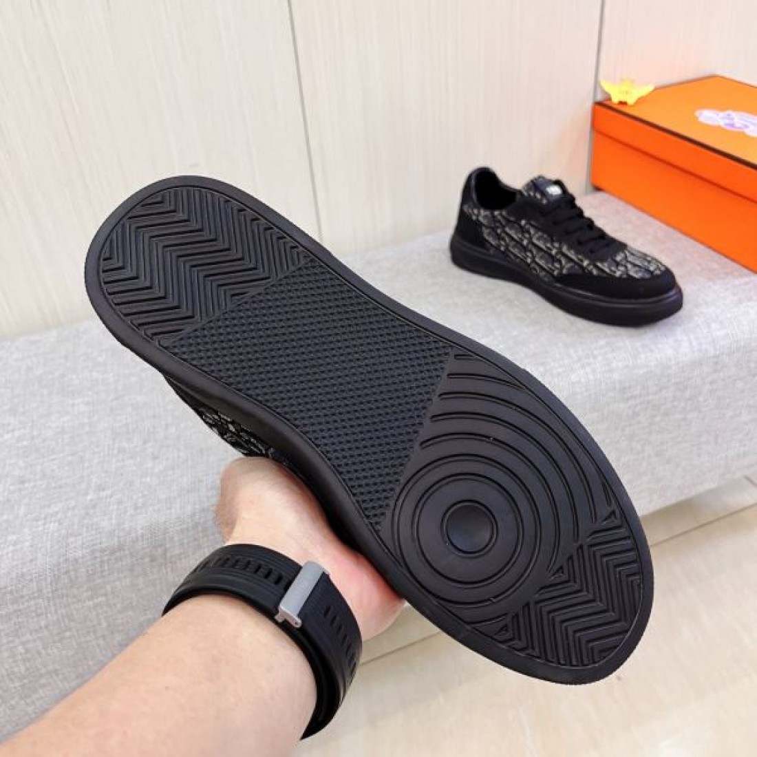 上品 モード感 洗練度 DIOR ディオール コピー カジュアルシューズ 存在感 おしゃれ