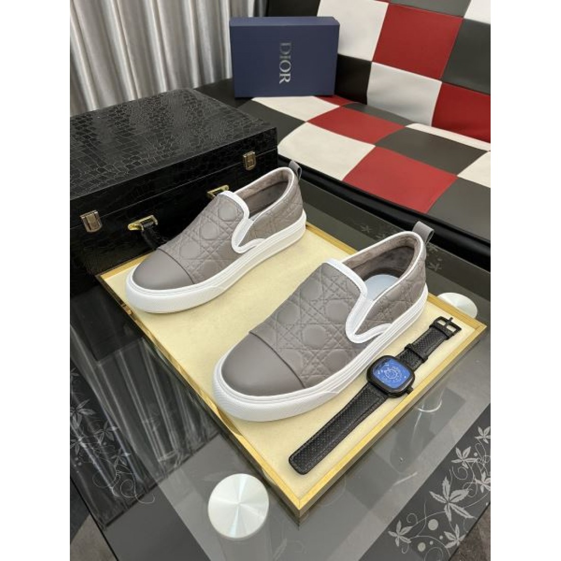 優雅 クラシカル 気品 DIOR ディオール コピー カジュアルシューズ 高級感