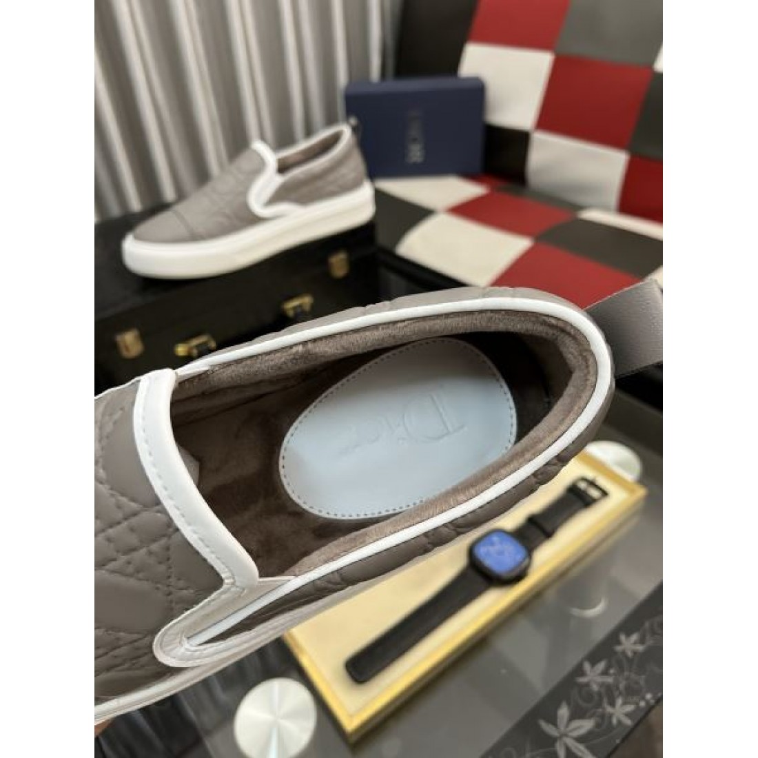 優雅 クラシカル 気品 DIOR ディオール コピー カジュアルシューズ 高級感