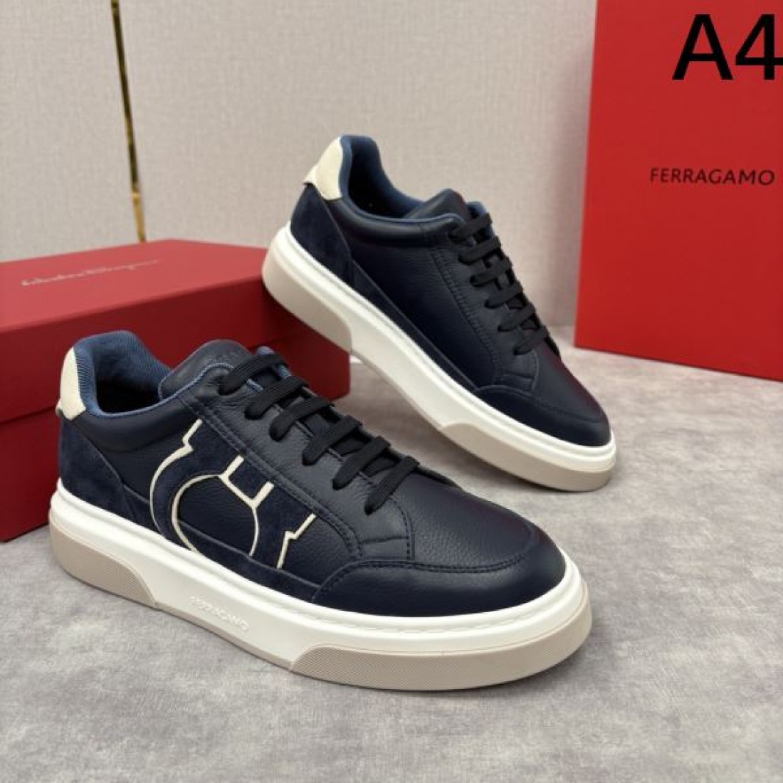 エレガント 正統派 上質感 FERRAGAMO フェラガモ コピー カジュアルシューズ
