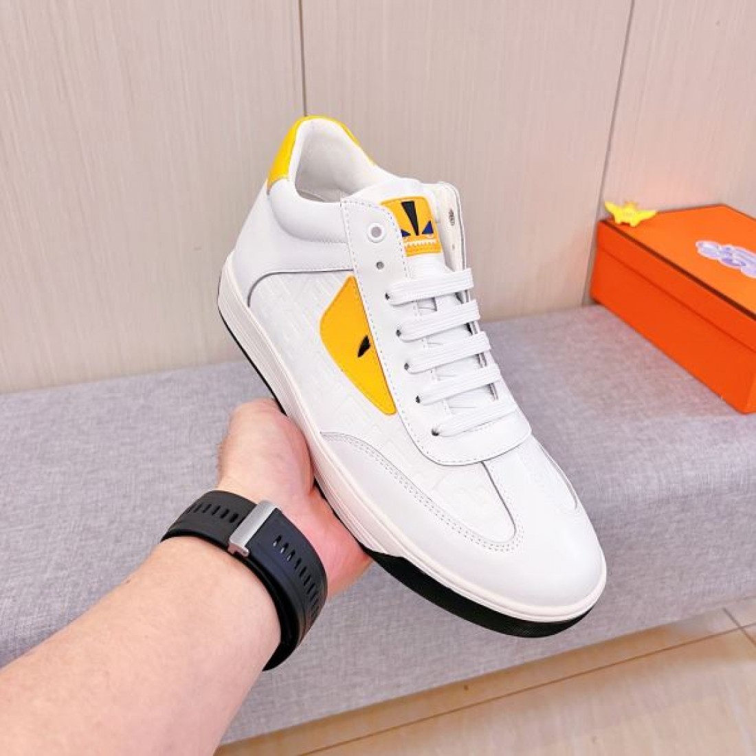 洗練 シンプル 高級 FENDI フェンディ コピー カジュアルシューズ 万能 きれいめ