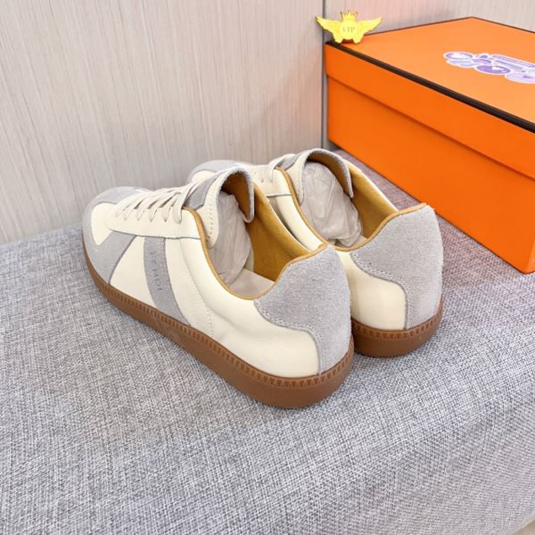 モダン 都会的 上質 FENDI フェンディ コピー カジュアルシューズ スタイリッシュ