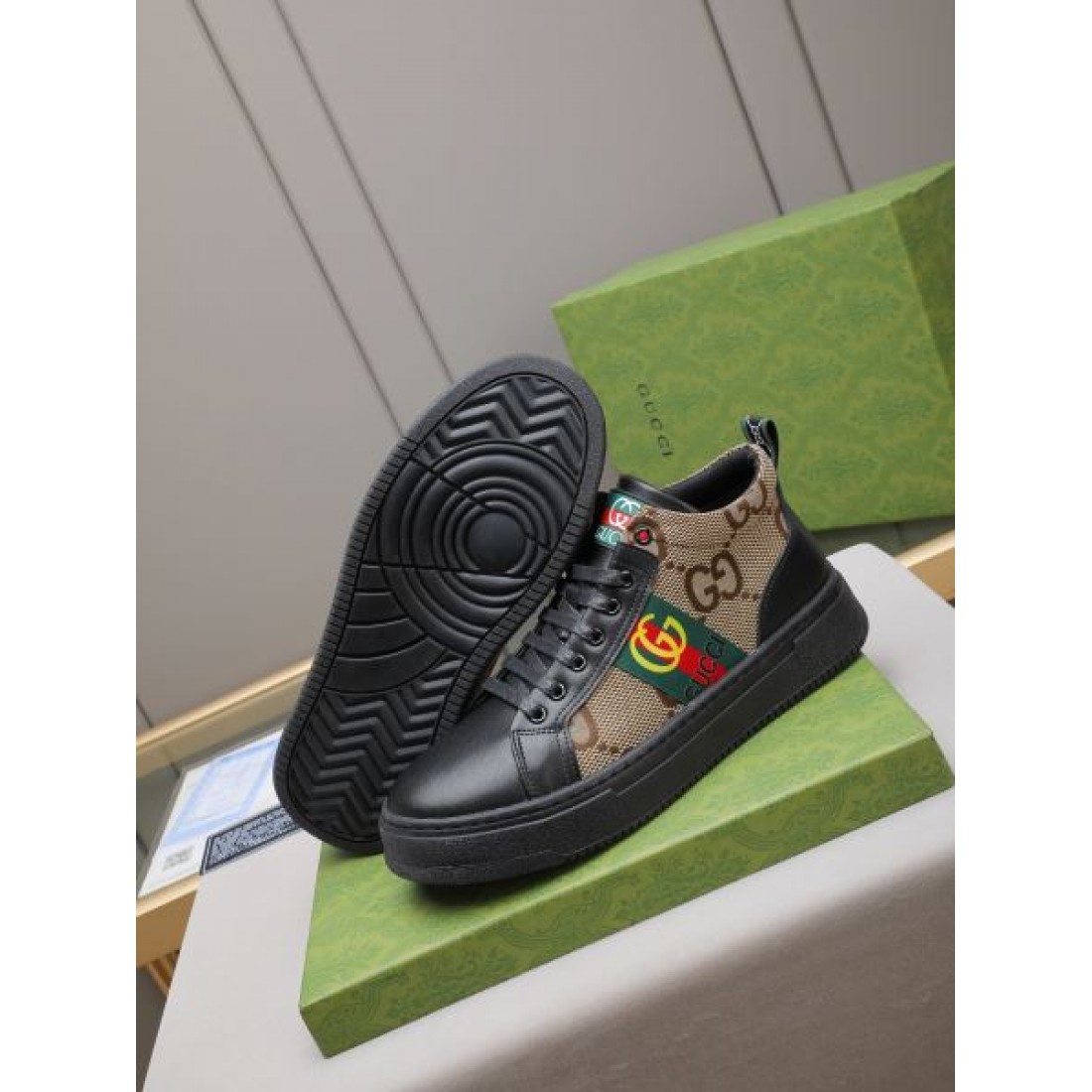 上品 高級感 GUCCI グッチ スーパーコピー カジュアルシューズ 洗練 定番