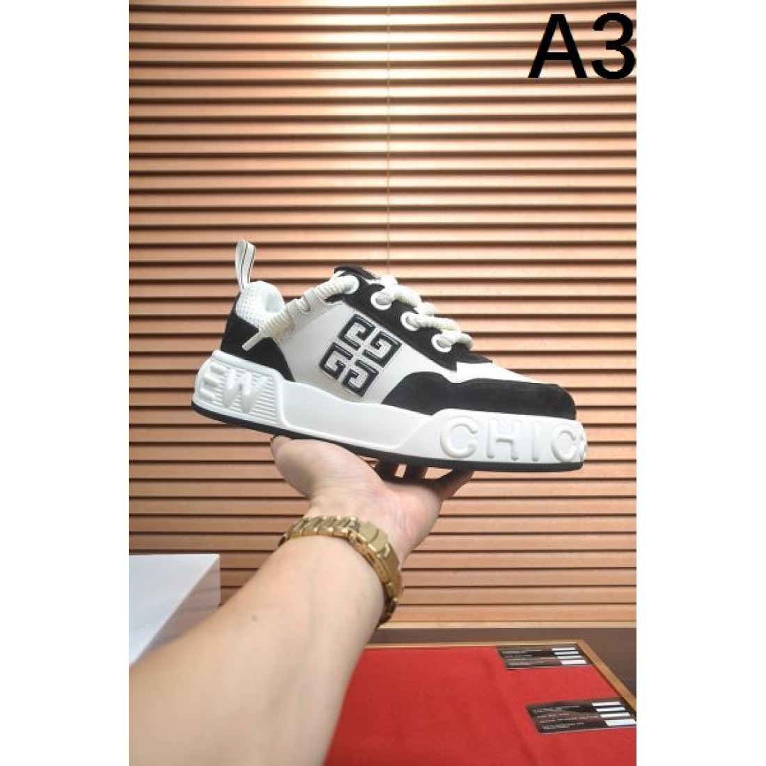  個性的 モダン GIVENCHY ジバンシィ コピー カジュアルシューズ 存在感 クール