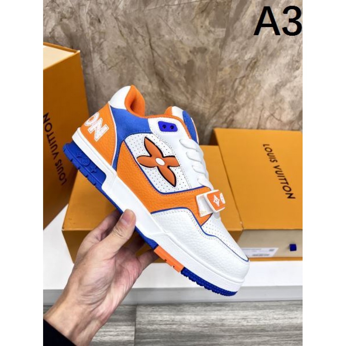 上質 エレガント LOUIS VUITTON ルイヴィトン コピー カジュアルシューズ 大人向け 定評