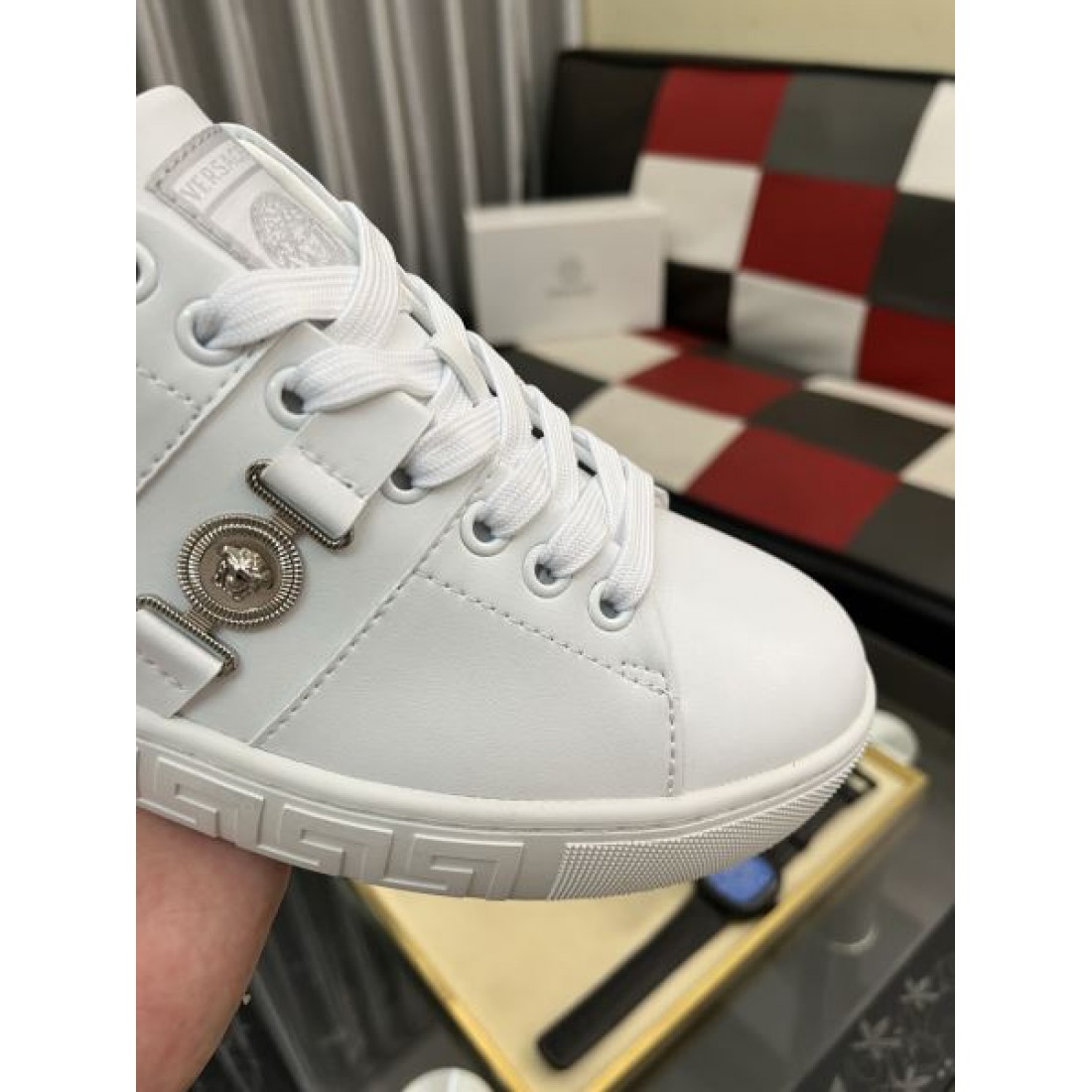 モダン 個性的 VERSACE ヴェルサーチェ コピー カジュアルシューズ クール 印象的