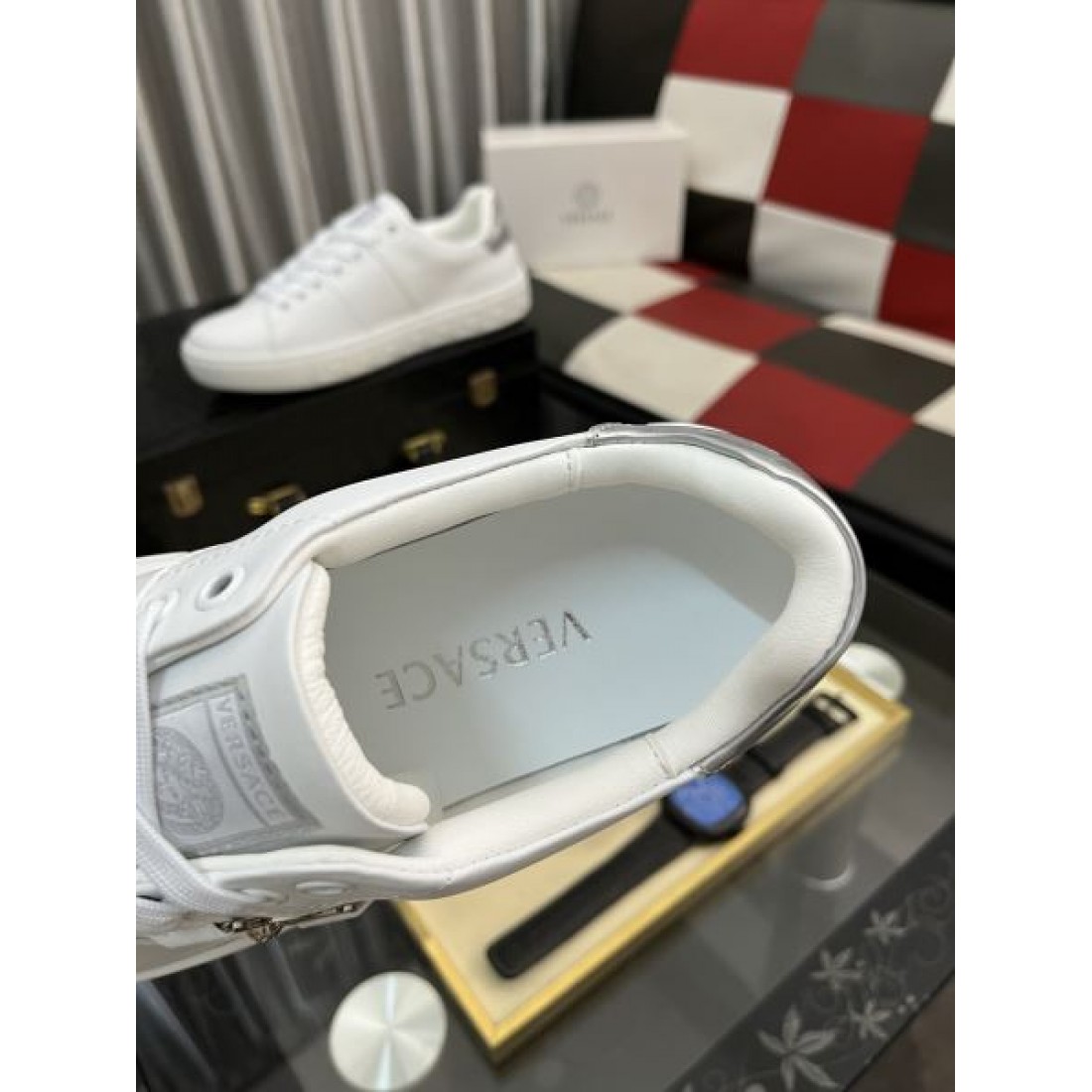 モダン 個性的 VERSACE ヴェルサーチェ コピー カジュアルシューズ クール 印象的