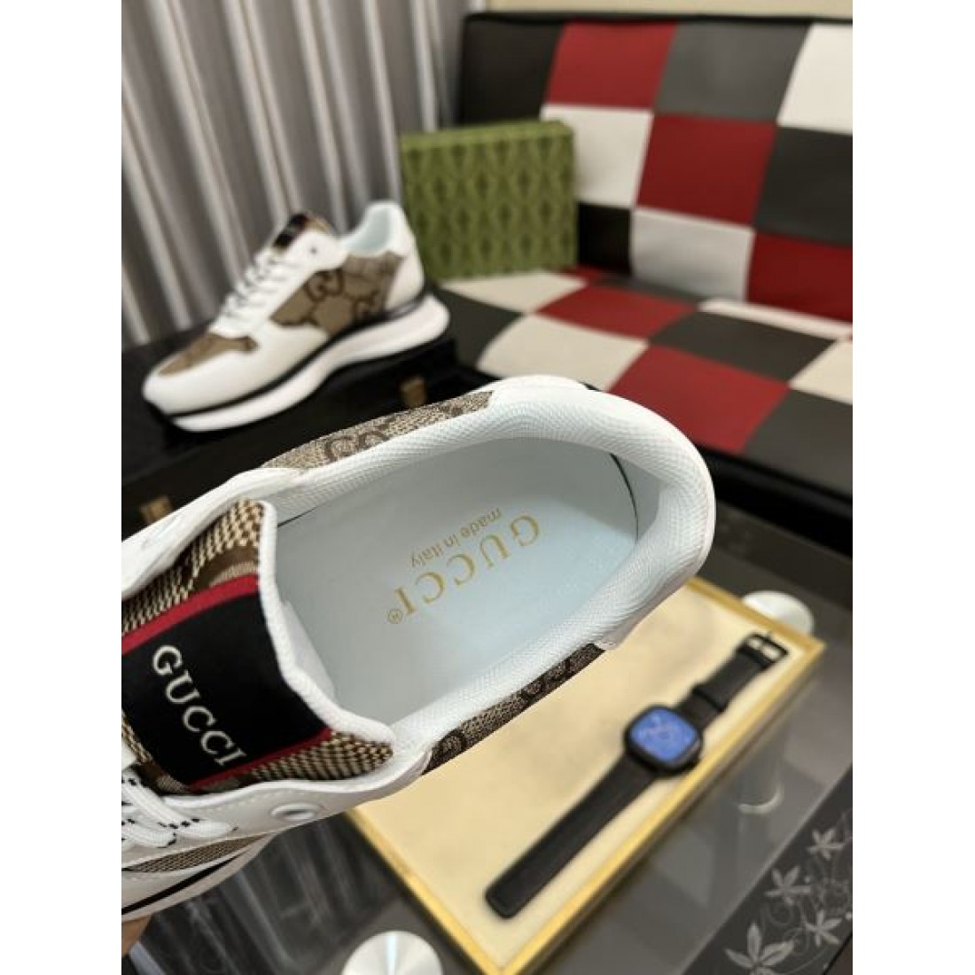 エレガント 上質 GUCCI グッチ コピー スニーカー 大人向け 人気